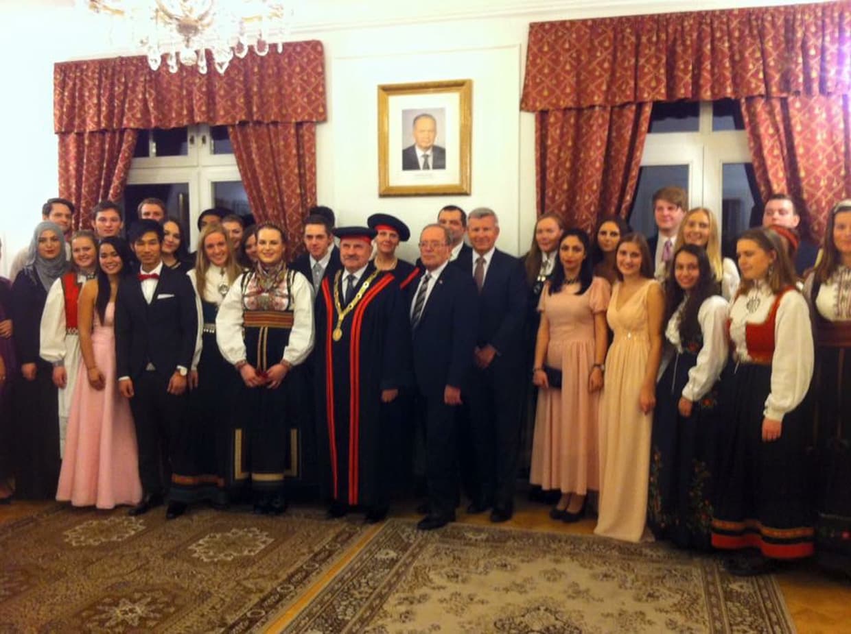 Max and his classmates from when they visited the Slovakian embassy in Oslo